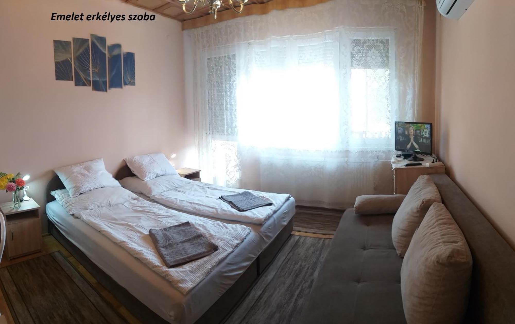 Rona Vendeghaz Hotel Hajduszoboszlo Bagian luar foto